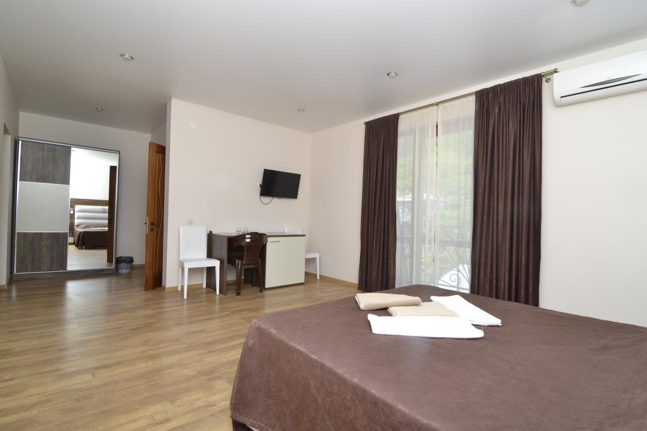 Arda Hotel Gagry Exterior photo